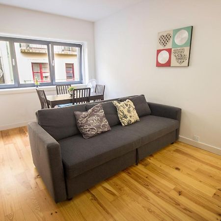 Guest H4U - Porto Batalha City Center Екстериор снимка