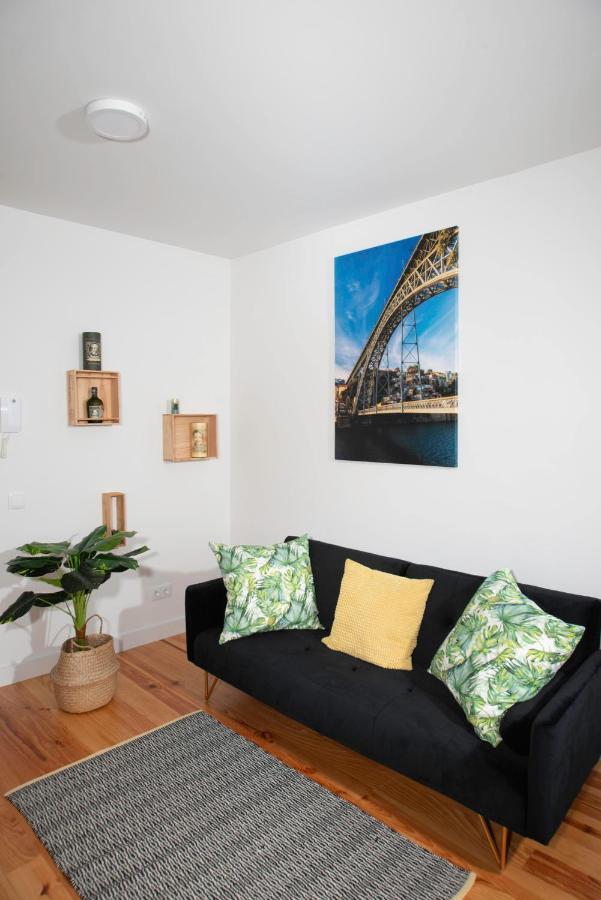 Guest H4U - Porto Batalha City Center Екстериор снимка