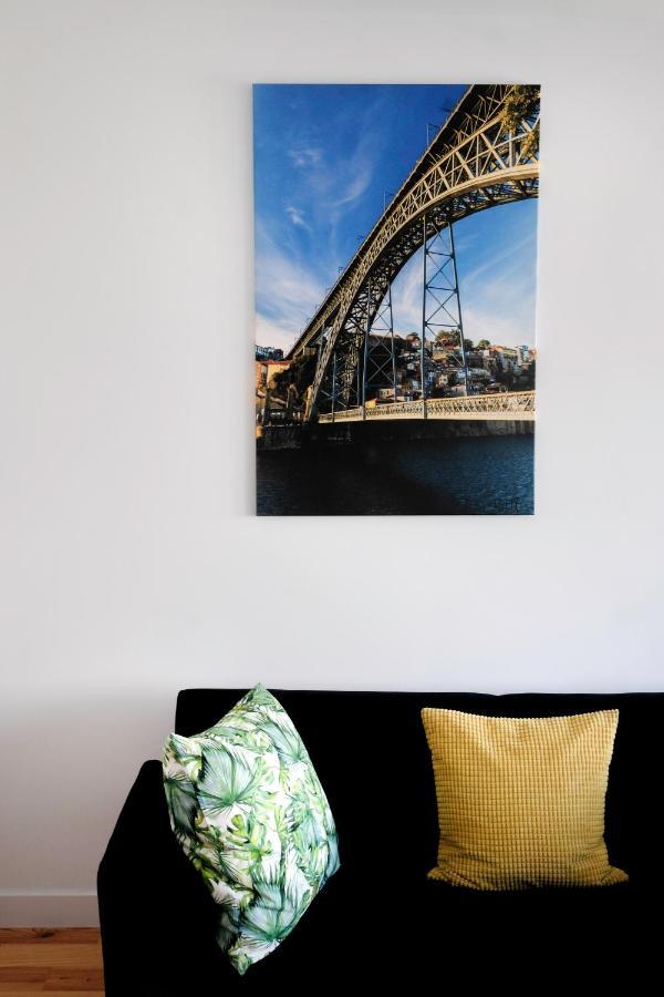 Guest H4U - Porto Batalha City Center Екстериор снимка