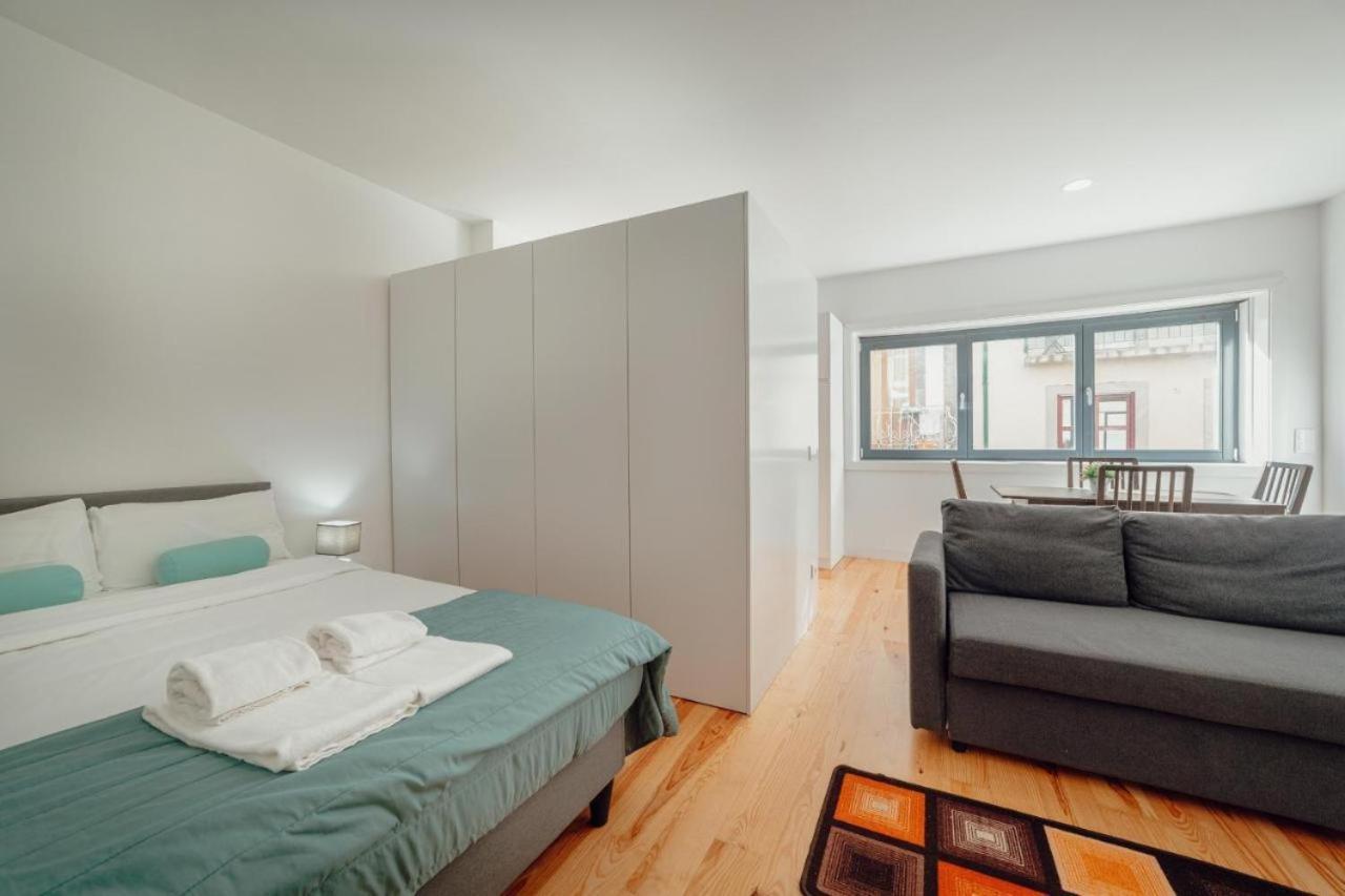 Guest H4U - Porto Batalha City Center Екстериор снимка