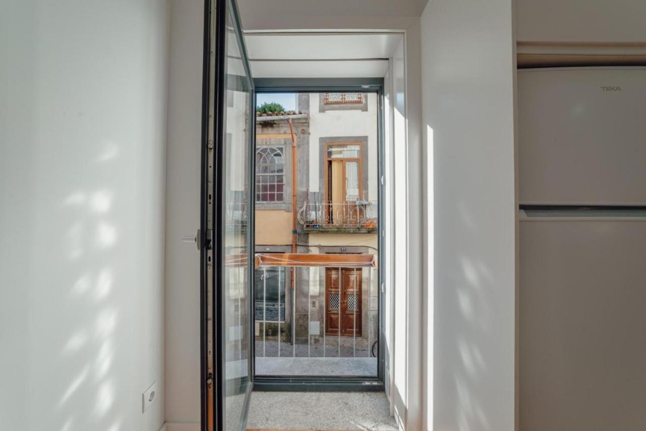 Guest H4U - Porto Batalha City Center Екстериор снимка