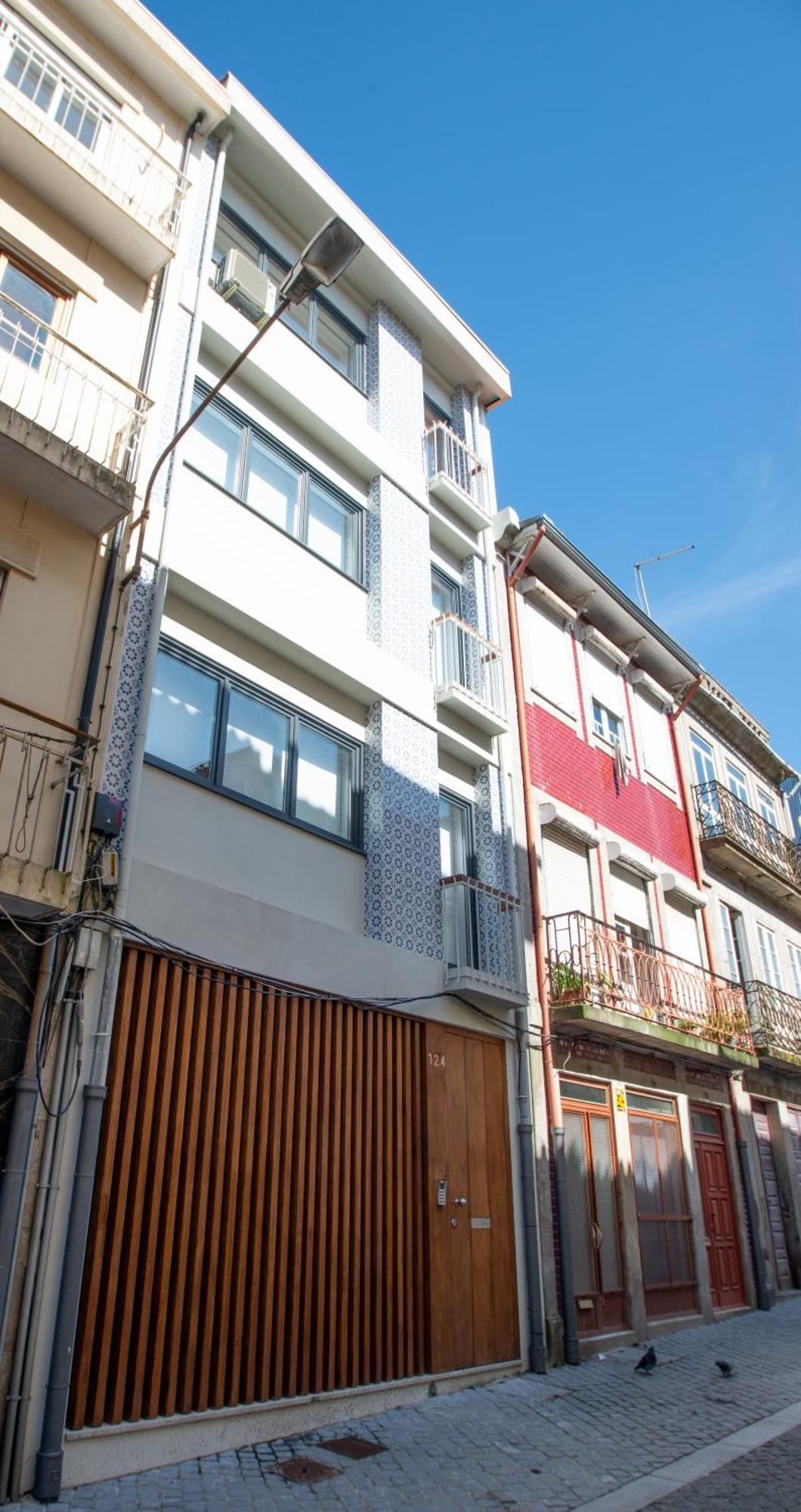 Guest H4U - Porto Batalha City Center Екстериор снимка